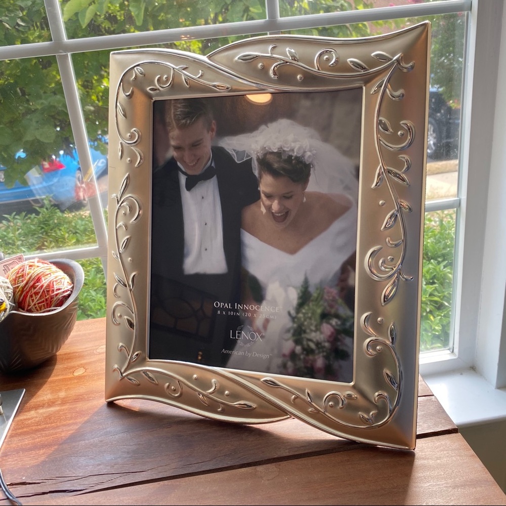 Lenox “Opal Innocence” 8”x10” Silver Photo Frame
